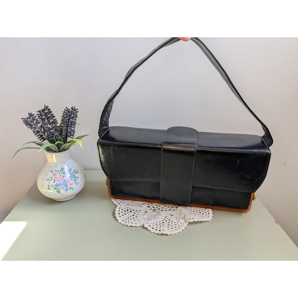 Vintage 1940s Black Leather Accordion Purse Amber Bakelite Style Frame